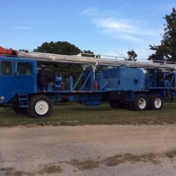 844 TD-HD Workover Rig