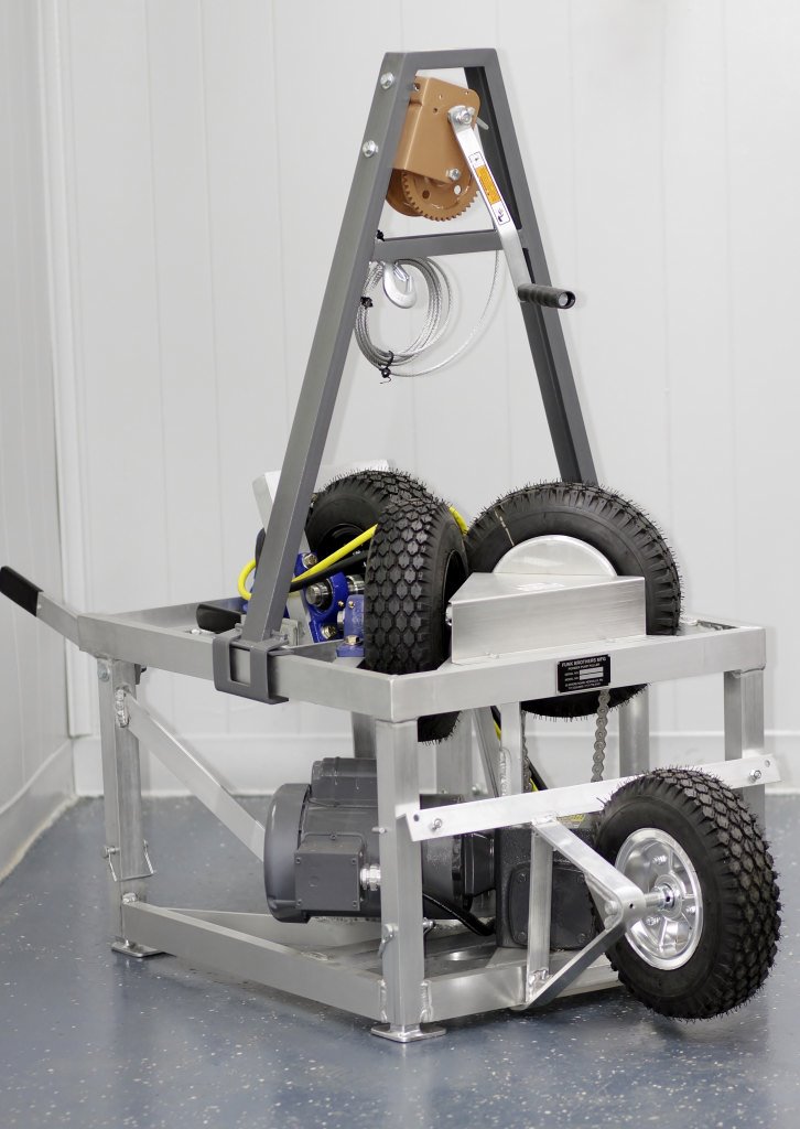 Pioneer-Pump-Puller-with-winch